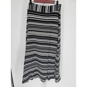 Roz & Ali Women's Black-White Striped Polyester Stretch Waist Skirt Size M